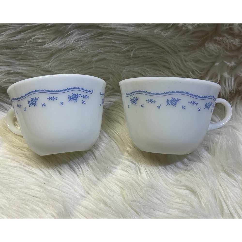 Pyrex‎ Old Town Blue Milk Glass Teacups Set of 2 Vintage Blue Onion Floral Cups